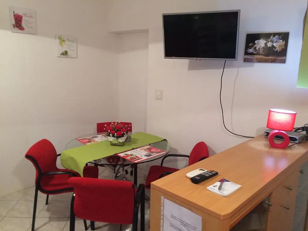 Apartments Bruno Jurandvor Croatie